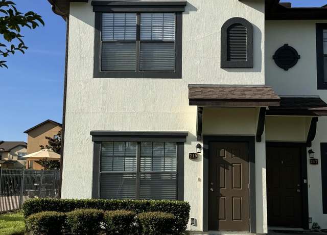 Property at 219 Syrah Way, St. Augustine, FL 32084, 2 beds, 2.5 baths