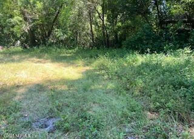 Property at 108 Lake View Dr, Pomona Park, FL 32181