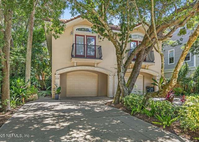 Property at 2049 Seminole Rd, Atlantic Beach, FL 32233, 3 beds, 2.5 baths