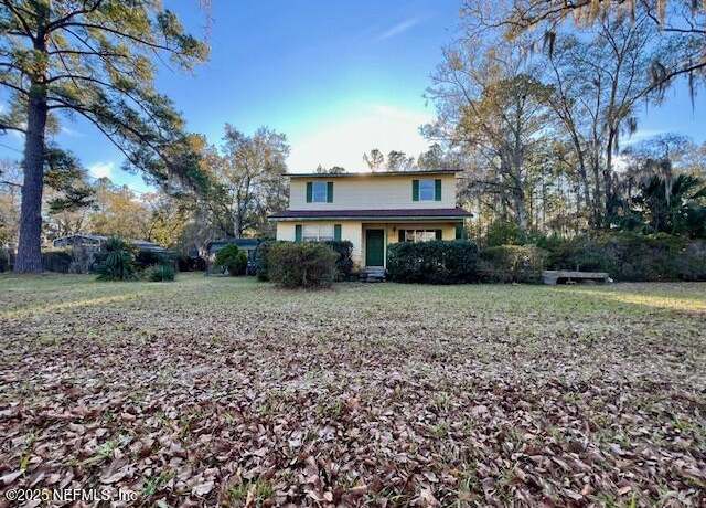 Property at 361930 Pine St, Hilliard, FL 32046, 3 beds, 2 baths