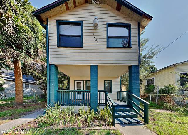 Property at 2027 W 12th St, Jacksonville, FL 32209, 5 beds, 2 baths