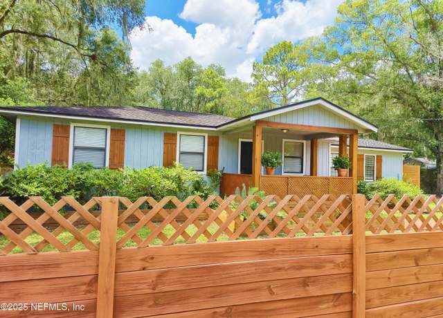 Property at 5036 Monroe Smith Rd, Jacksonville, FL 32210, 4 beds, 2.5 baths