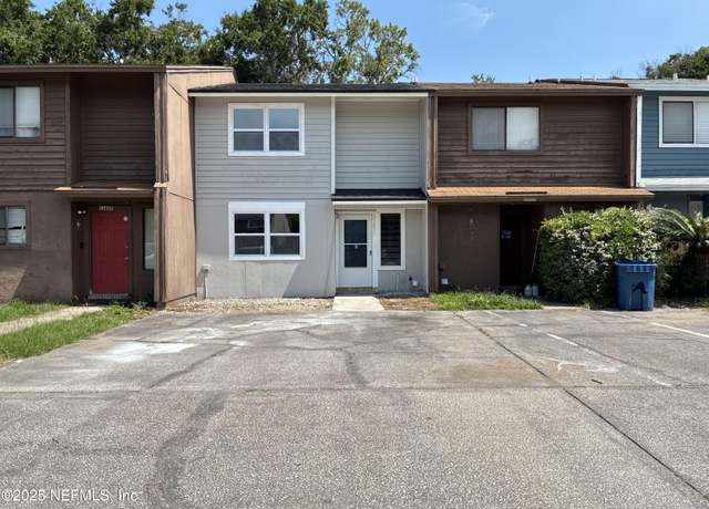 Property at 11651 Dunes Way Dr N, Jacksonville, FL 32225, 3 beds, 3 baths