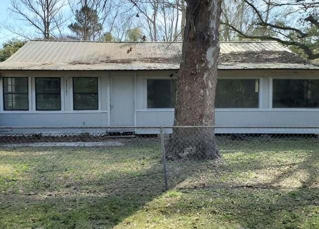 Property at 86798 Hester Dr, Yulee, FL 32097, 2 beds, 2 baths