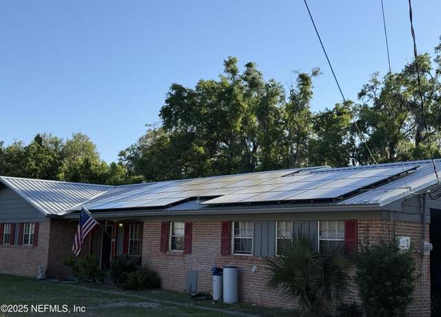 Property at 1400 High St, Palatka, FL 32177, 4 beds, 3 baths