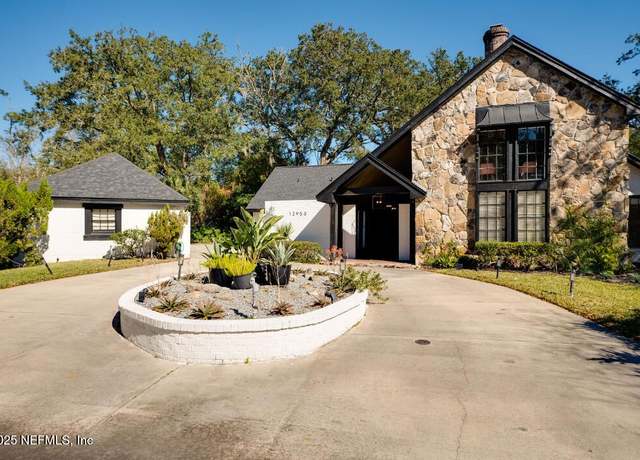 Property at 12953 Deep Lagoon Pl E, Jacksonville, FL 32246, 4 beds, 2.5 baths