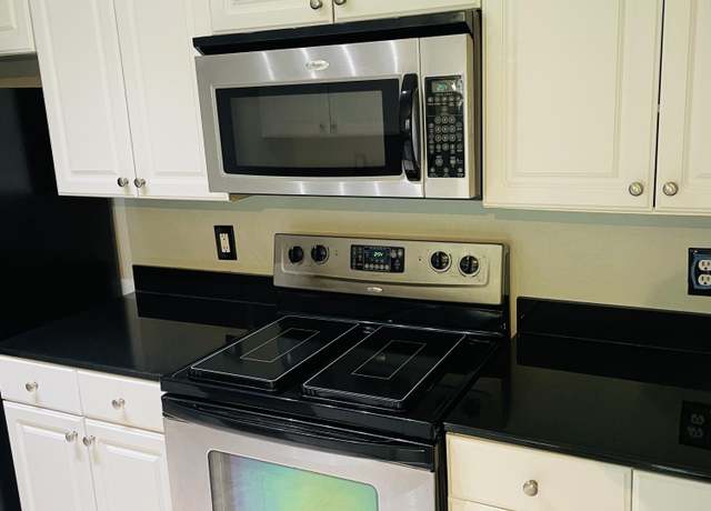 Property at 8539 Gate Pkwy W #1616, Jacksonville, FL 32216, 1 bed, 1 bath