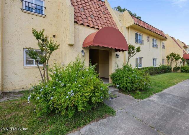 Property at 3875 Mission Dr #3, Jacksonville, FL 32217, 2 beds, 2 baths