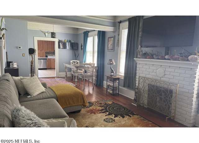 Property at 2140 Dellwood Ave, Jacksonville, FL 32204, 2 beds, 1 bath