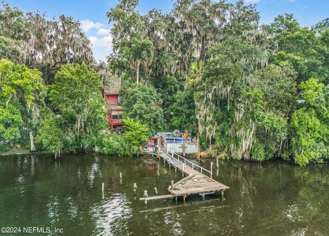 Property at 112 Rio Vista Ave, East Palatka, FL 32131, 3 beds, 1.5 baths