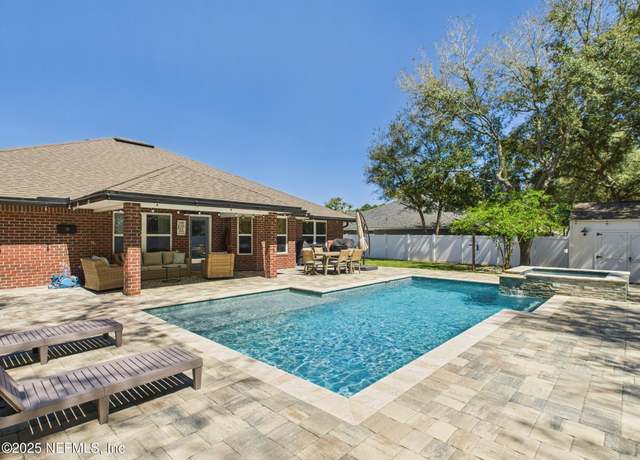 Property at 88137 Maybourne Rd, Yulee, FL 32097, 4 beds, 2 baths