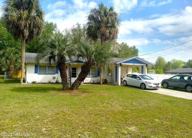 Property at 20181 SW Rainbow Lakes Blvd, Dunnellon, FL 34431, 3 beds, 1.5 baths
