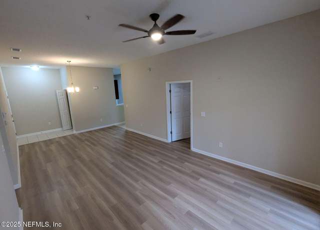 Property at 9410 Osprey Branch Trl #10-1, Jacksonville, FL 32257, 3 beds, 2 baths