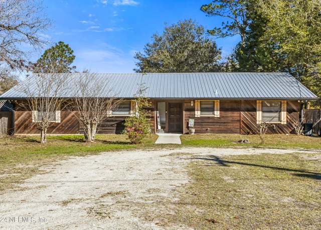 Property at 831 SE 50th St, Keystone Heights, FL 32656, 3 beds, 2.5 baths