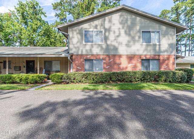 Property at 1222 The Grove Rd, Orange Park, FL 32073, 2 beds, 2.5 baths