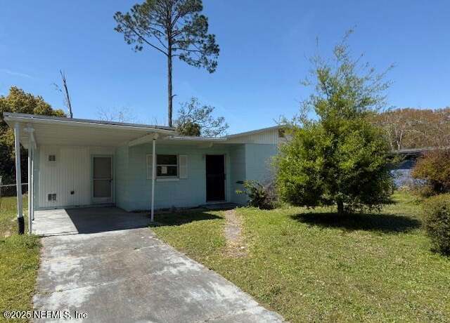 Property at 9504 Flechette Ave, Jacksonville, FL 32208, 3 beds, 1.5 baths