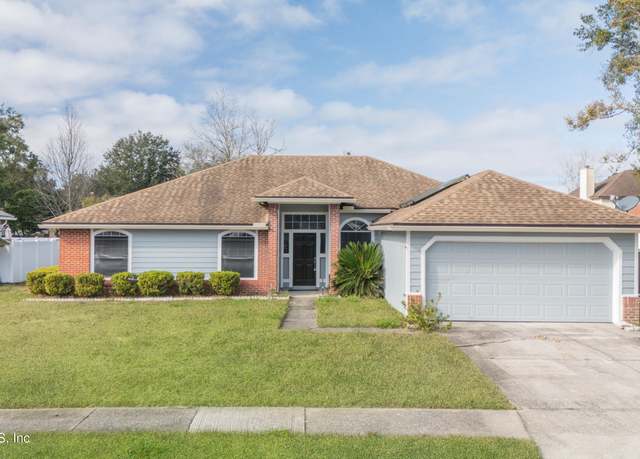 Property at 8444 Country Bend Cir E, Jacksonville, FL 32244, 4 beds, 2 baths