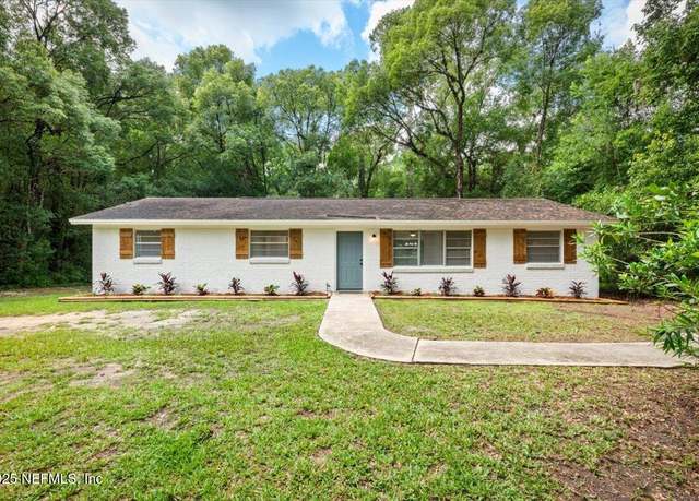 Property at 1739 Elsie St, Green Cove Springs, FL 32043, 3 beds, 1.5 baths