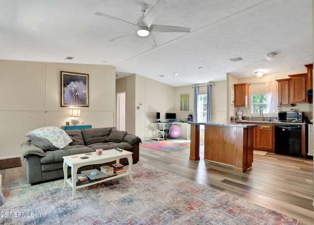Property at 6387 Sundown Dr, Jacksonville, FL 32244, 3 beds, 2 baths