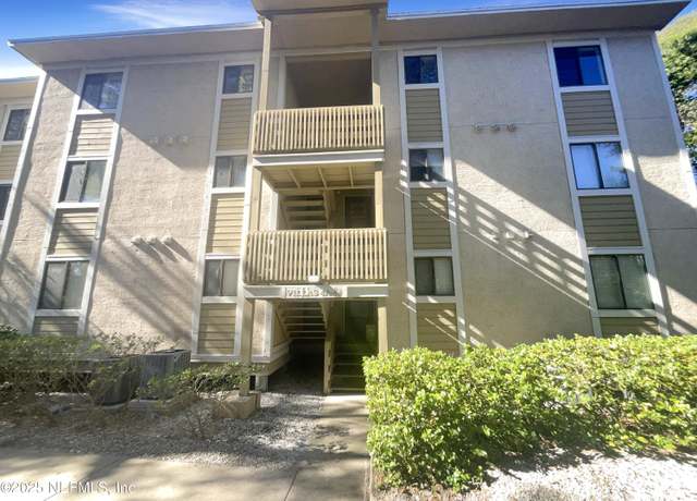 Property at 2328 Sadler Rd #F4, Fernandina Beach, FL 32034, 2 beds, 2 baths