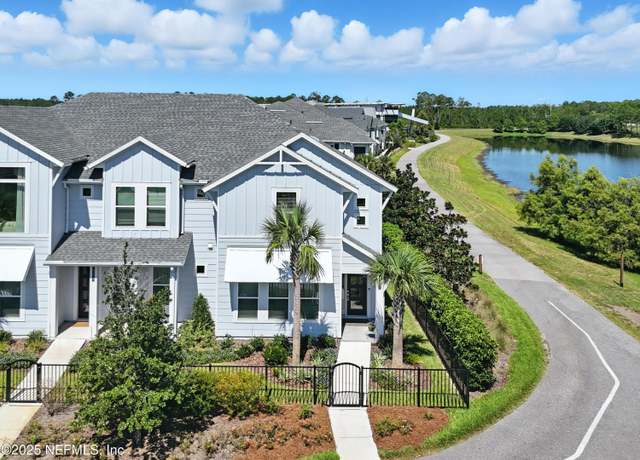 Property at 559 Crestview Dr, Ponte Vedra, FL 32081, 3 beds, 2.5 baths