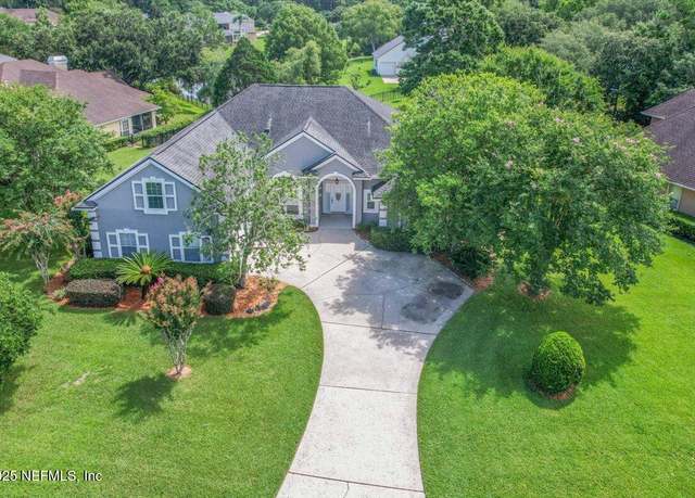 Property at 9927 Chelsea Lake Rd, Jacksonville, FL 32256, 4 beds, 3 baths