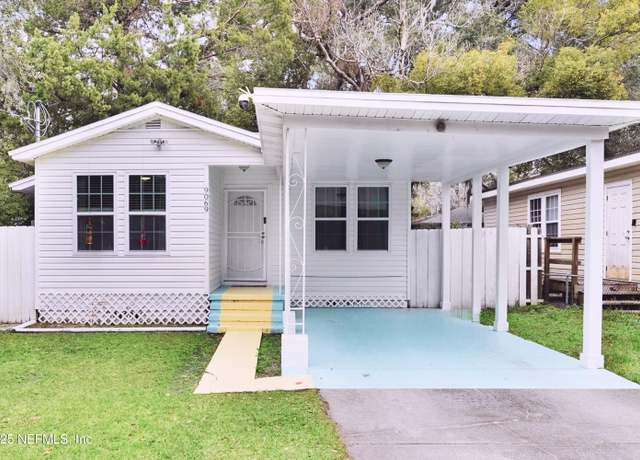 Property at 9069 Jefferson Ave, Jacksonville, FL 32208, 3 beds, 2 baths