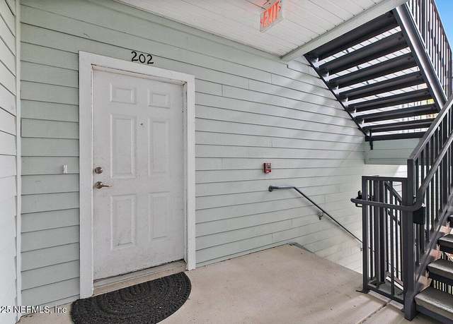 Property at 4908 Key Lime Dr #202, Jacksonville, FL 32256, 3 beds, 2 baths