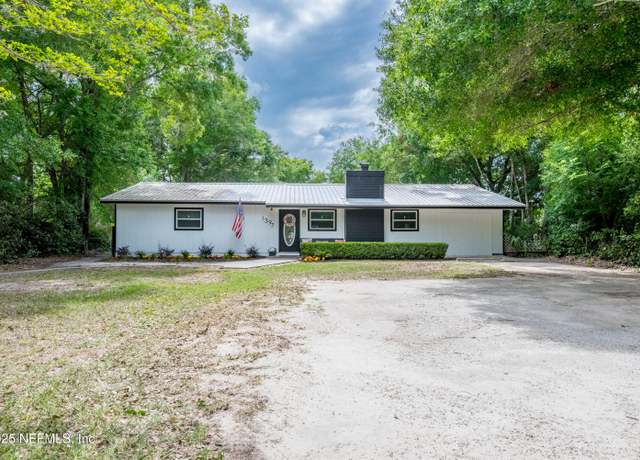 Property at 1397 S Water St, Starke, FL 32091, 3 beds, 2 baths