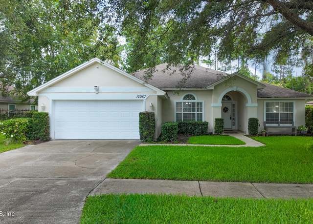 Property at 12057 Walkers Glen Ln N, Jacksonville, FL 32246, 4 beds, 2 baths