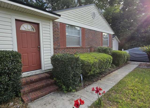 Property at 3224 Claremont Rd, Jacksonville, FL 32207, 4 beds, 1 bath