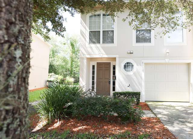 Property at 11607 Hickory Oak Dr, Jacksonville, FL 32218, 3 beds, 2.5 baths