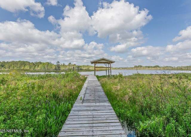 Property at 188 Ranchwood Rd, Crescent City, FL 32112, 4 beds, 2 baths