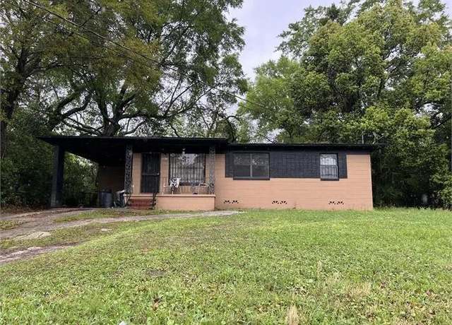 Property at 6917 Rhode Island Dr W, Jacksonville, FL 32209, 4 beds, 2 baths
