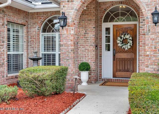 Property at 1104 Creekwood Way, St. Johns, FL 32259, 4 beds, 2.5 baths