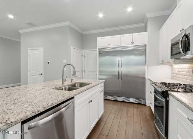 Property at 13311 Santorini Dr, Jacksonville, FL 32225, 3 beds, 2.5 baths