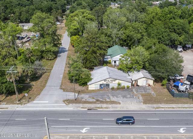 Property at 2598 Mosley Rd, Orange Park, FL 32065, 3 beds, 2 baths