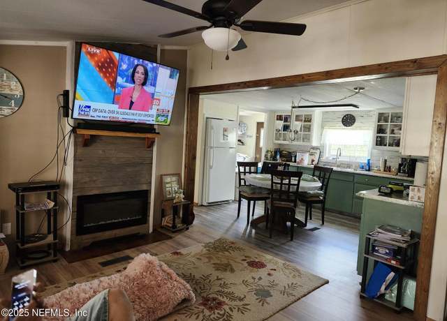 Property at 126 Miller Rd, Pomona Park, FL 32181, 3 beds, 2 baths