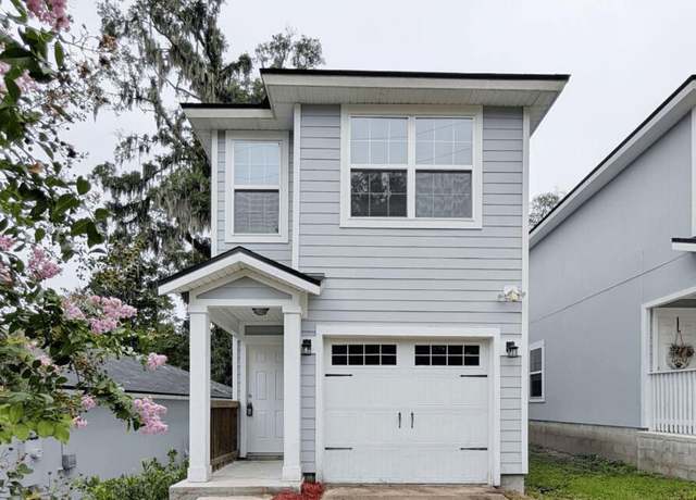 Property at 8127 Eaton Ave, Jacksonville, FL 32211, 3 beds, 2.5 baths