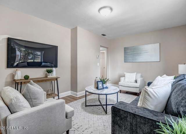 Property at 4802 Appleton Ave, Jacksonville, FL 32210, 2 beds, 1 bath