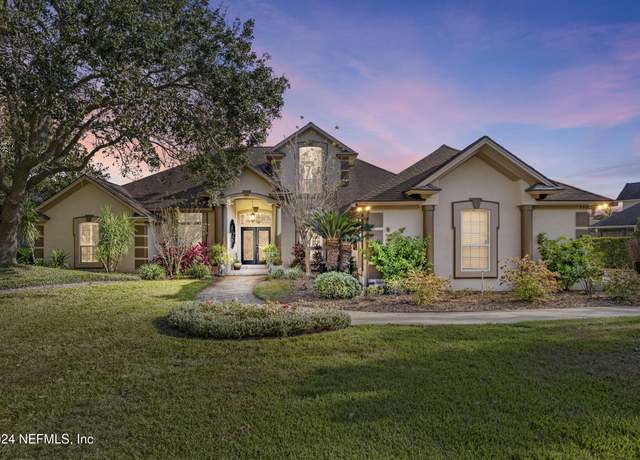 Property at 352 S Nine Dr, Ponte Vedra Beach, FL 32082, 5 beds, 4 baths