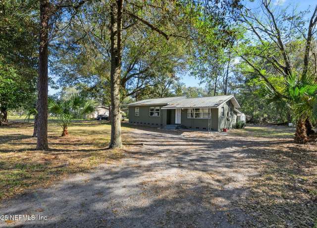 Property at 390 Alabama Ave, Palatka, FL 32177, 3 beds, 2 baths