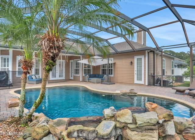 Property at 4888 Blackwood Forest Dr, Jacksonville, FL 32257, 4 beds, 3 baths