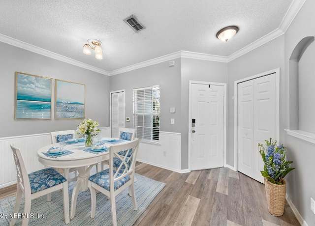 Property at 10000 Gate Pkwy N #1515, Jacksonville, FL 32246, 2 beds, 2 baths