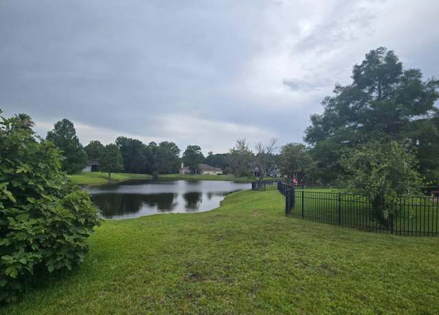 Property at 13762 Victoria Lakes Dr, Jacksonville, FL 32226, 4 beds, 3 baths