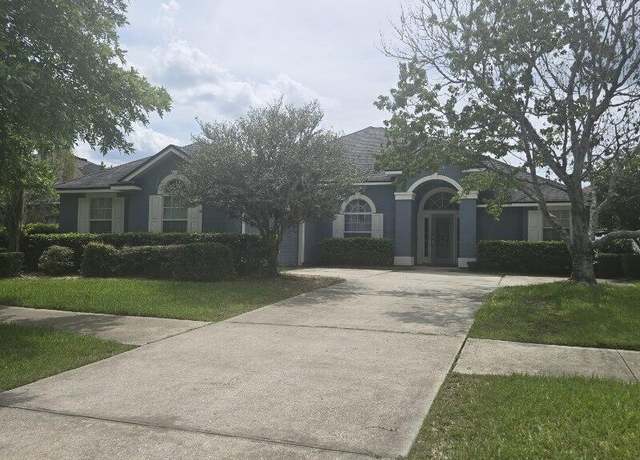 Property at 13762 Victoria Lakes Dr, Jacksonville, FL 32226, 4 beds, 3 baths