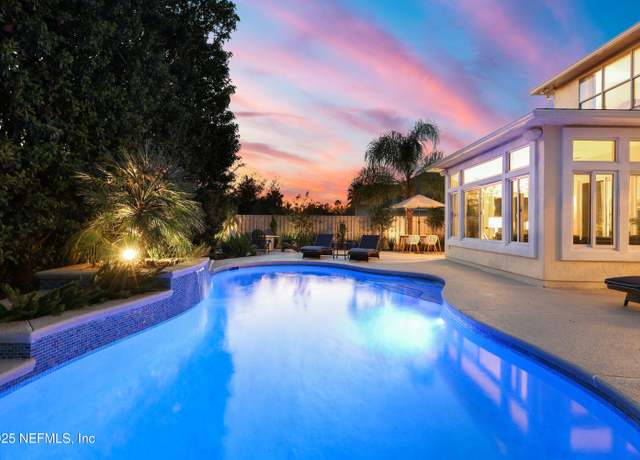 Property at 11180 Turnbridge Dr, Jacksonville, FL 32256, 4 beds, 2.5 baths