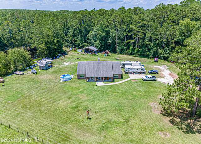 Property at 1725 Davidson Farm Rd, Jacksonville, FL 32218, 3 beds, 3 baths
