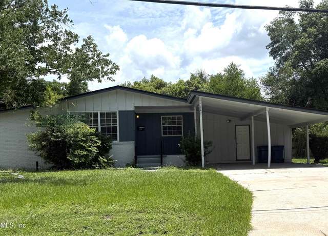 Property at 3421 Tarpon Dr, Jacksonville, FL 32277, 3 beds, 1.5 baths