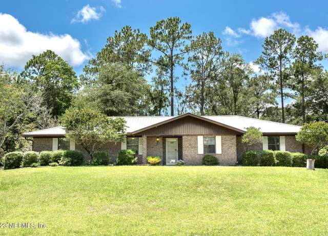 Property at 103 Point of Woods Trl, Palatka, FL 32177, 3 beds, 2 baths